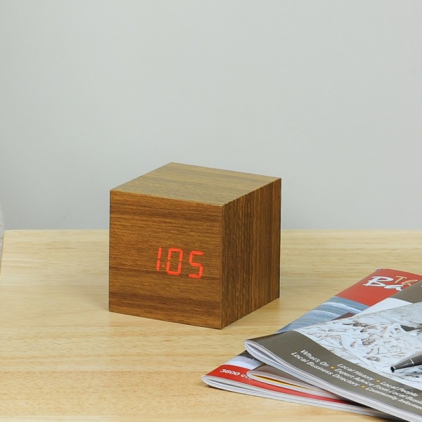 GINGKO Часовник с термометър “CUBE“ - тиково дърво с червени цифри