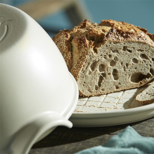 EMILE HENRY Керамична форма за печене на хляб "ROUND BREAD BAKER" - цвят червен