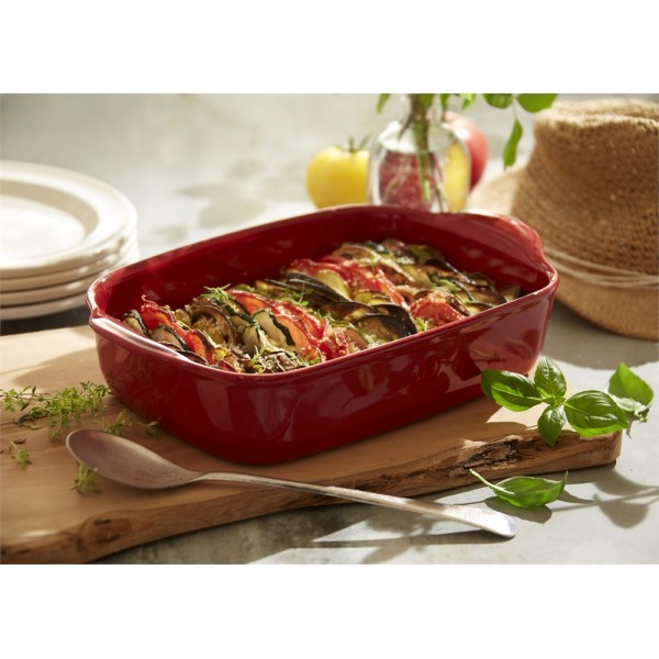 EMILE HENRY Керамична тава " SMALL RECTANGULAR OVEN DISH"- 30х19 см - цвят червен