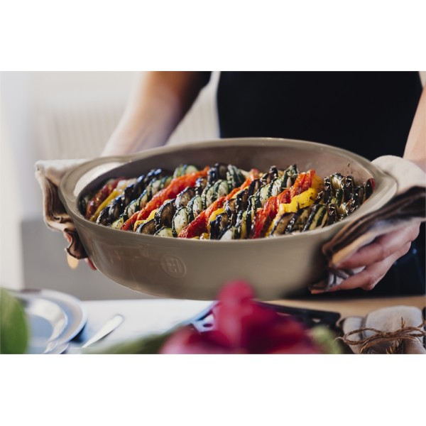 EMILE HENRY Керамична тава "OVAL OVEN DISH" - 35х22,5 см - цвят капучино