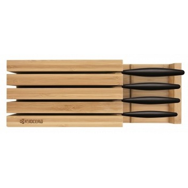 KYOCERA Комплект от 4 бр.керамични ножове ( бяло острие / черна дръжка) + бамбуков блок