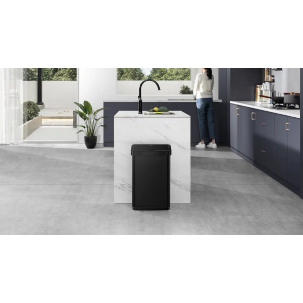 EKO Сензорен кош за отпадъци ECONOVA - 50л - черен